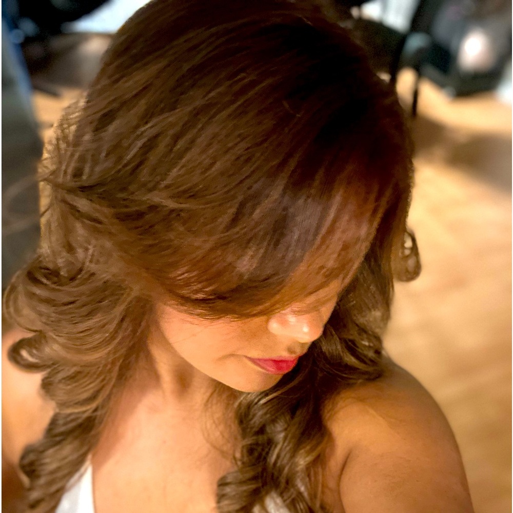 Meet your Posher, Mya